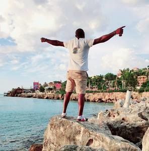 Meet your Posher, Rayon